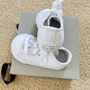 Converse Baby/Walker US size 3 White Sneakers - NEVER WORN
